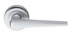 lisa doorhandle r+e satin chrome