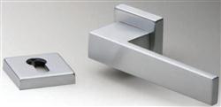 q-art doorhandle r+e square